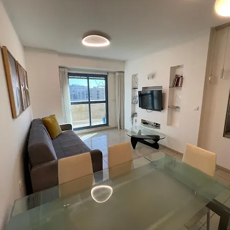 Beautiful Apartment In Center Of Jerusalem Exterior photo